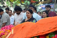 Celebrities Pay Homage To Geetanjali